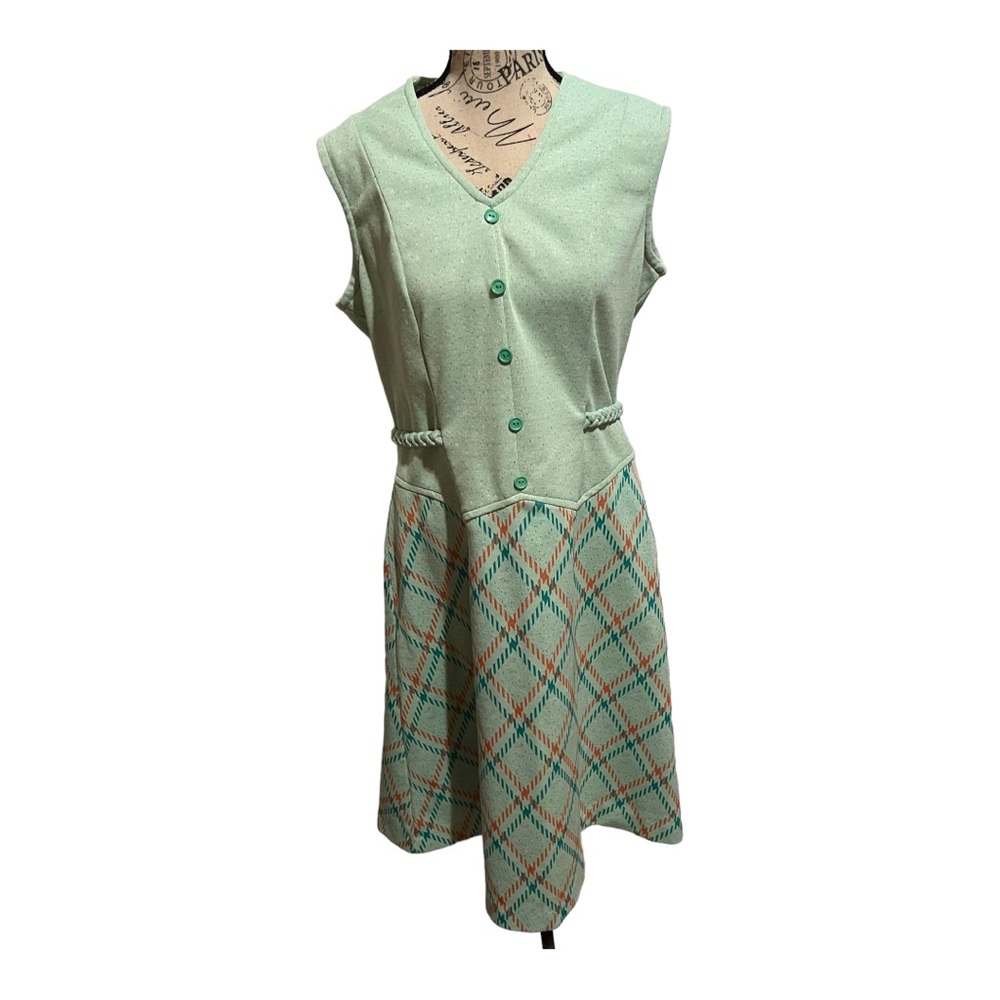 Vintage 70’s Double Knit Polyester Dress